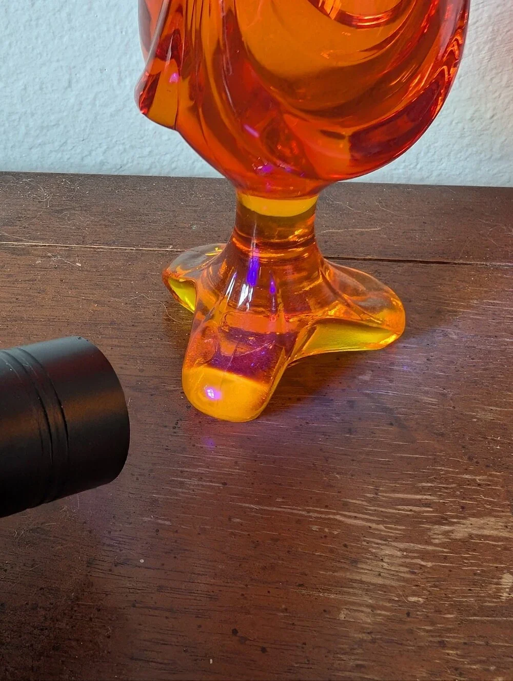 Vintage Viking Glass Persimmon 3 Toed Drape Swung Vase